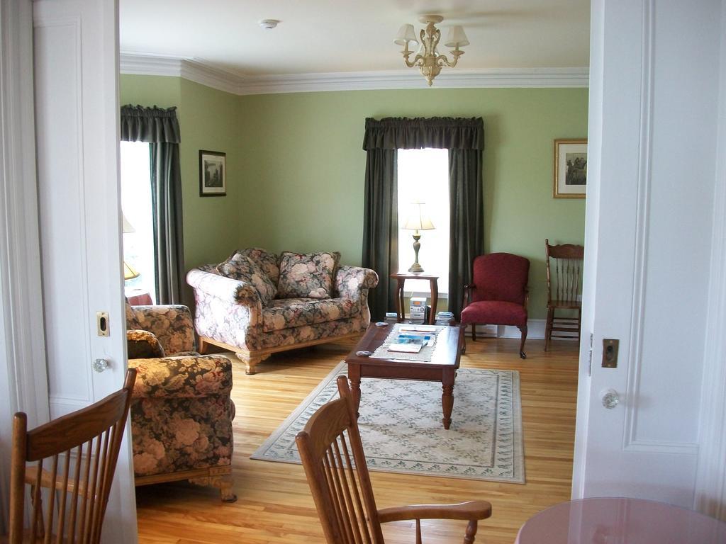 Louisbourg Heritage House Esterno foto